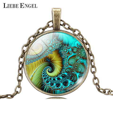 LIEBE ENGEL Spiral Pendant Necklace Fractal Necklace Sacred Geometry Necklace Fashion Silver Color Statement Chain Necklace