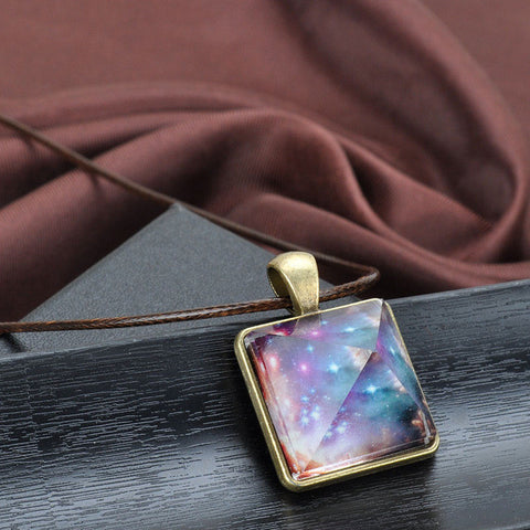 *NEW* Glowing Crystal Pyramid Pendant Necklace